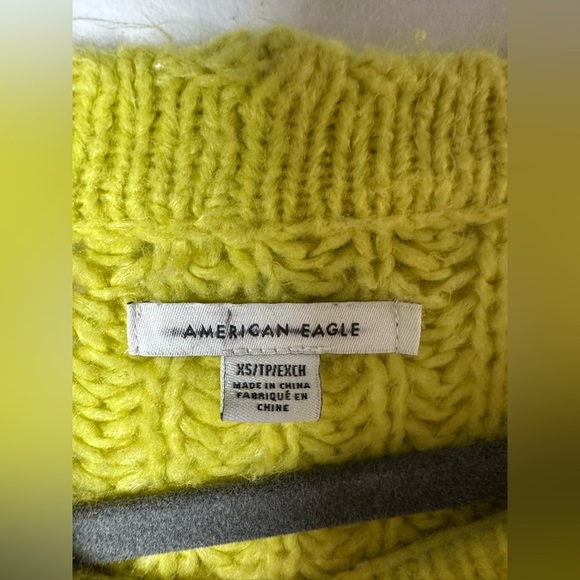 American Eagle Lime Green Chunky Knit Sweater Women’s XS Cropped Pullover Cozy - Picture 5 of 7